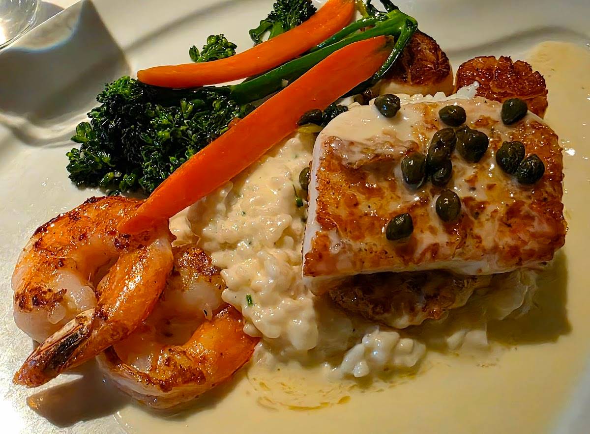 The Sardine Factory restaurant in Monterey - photo 4