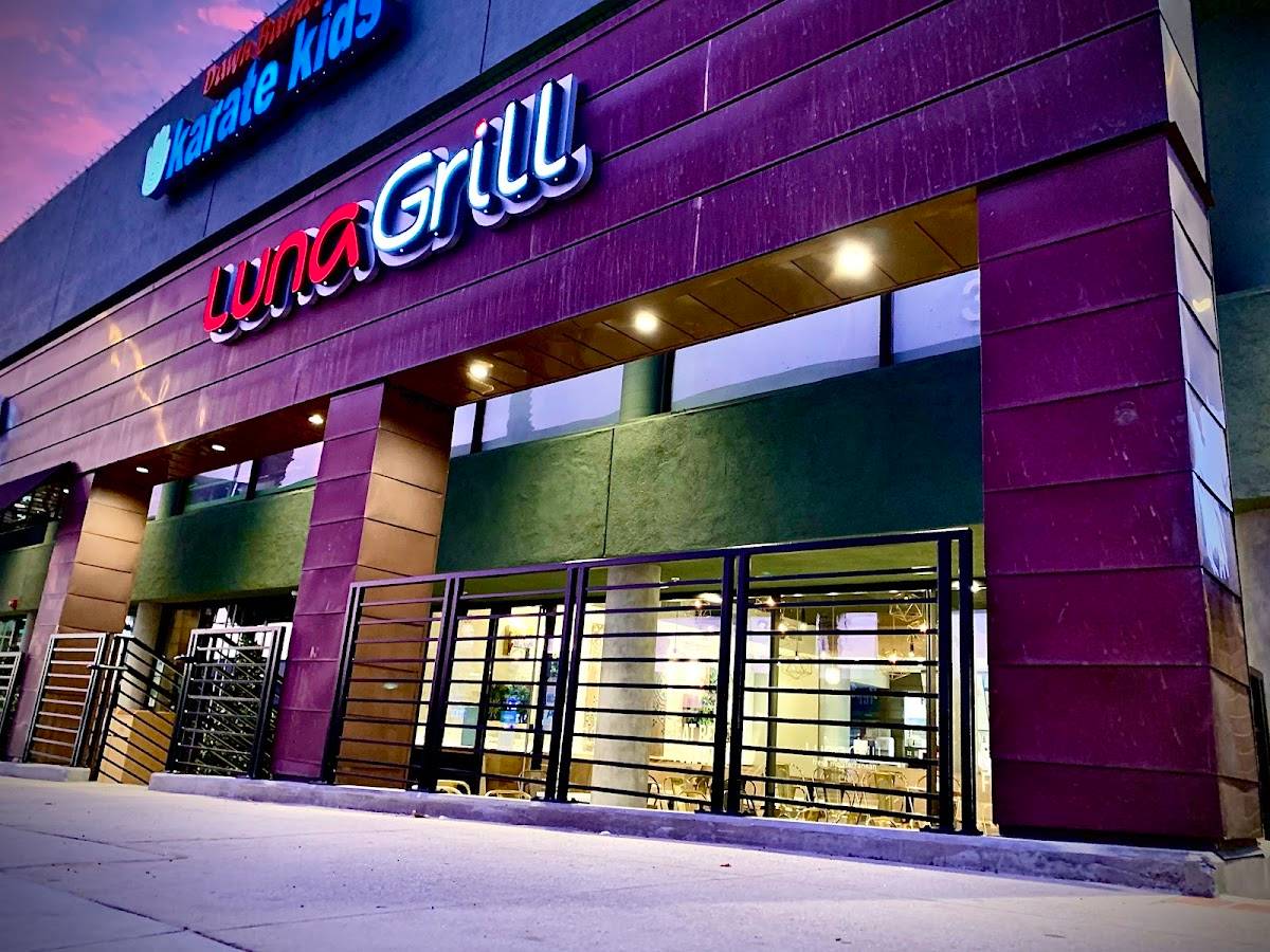 Luna Grill Culver City