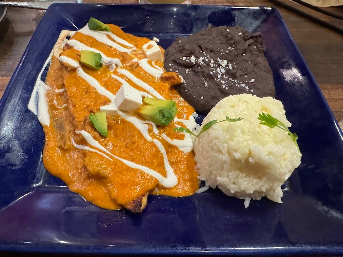 Sazón restaurant in Lone Tree - photo 10