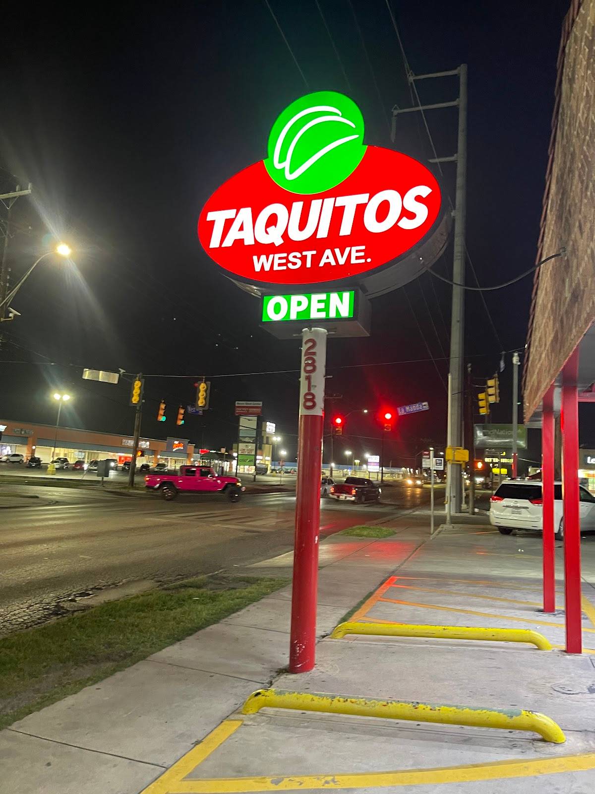 Taquitos West Avenue restaurant in San Antonio - photo 8