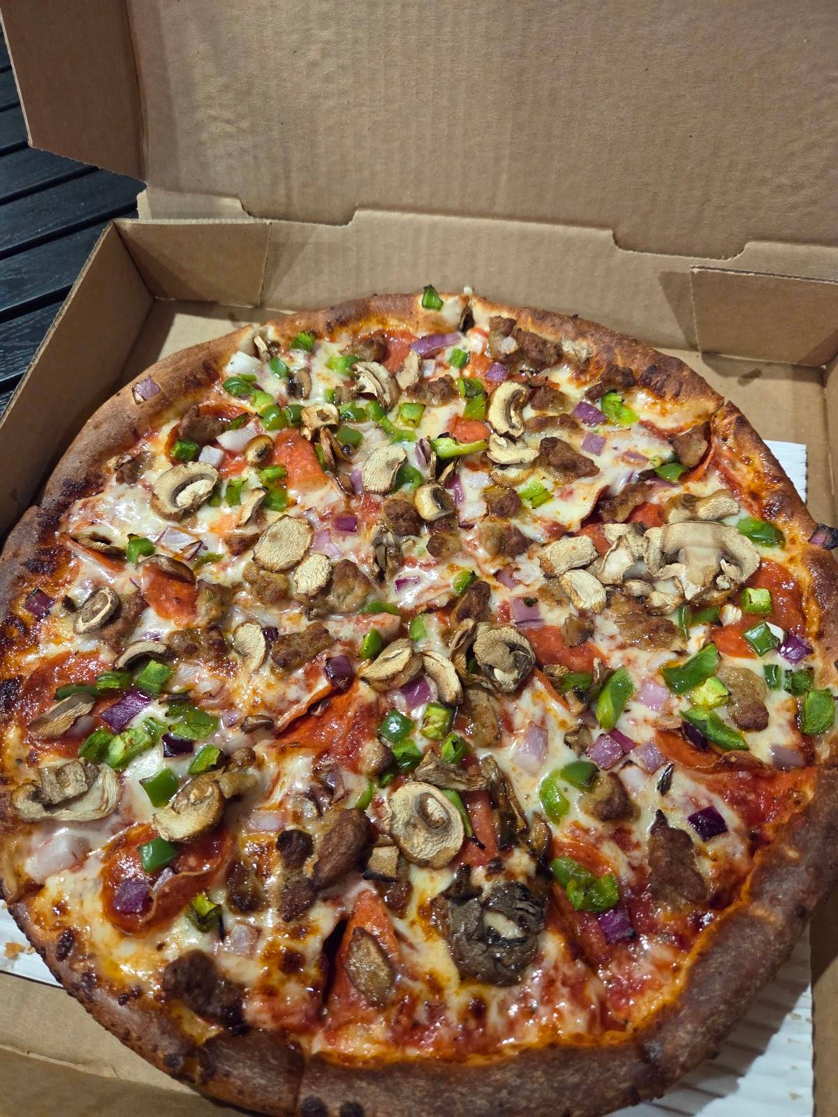 Lenzini's Pizza restaurant in Los Angeles - photo 3