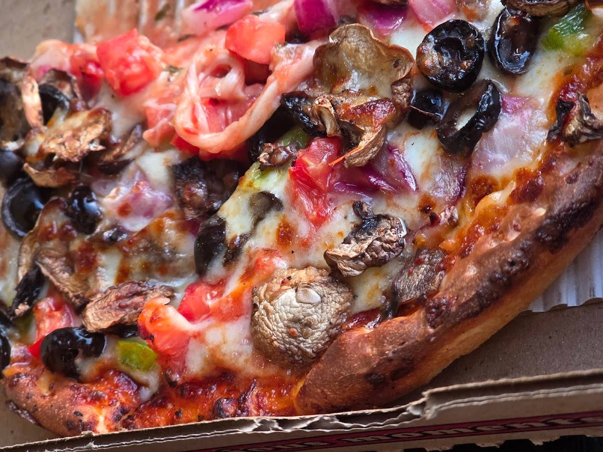 Lenzini's Pizza restaurant in Los Angeles - photo 4
