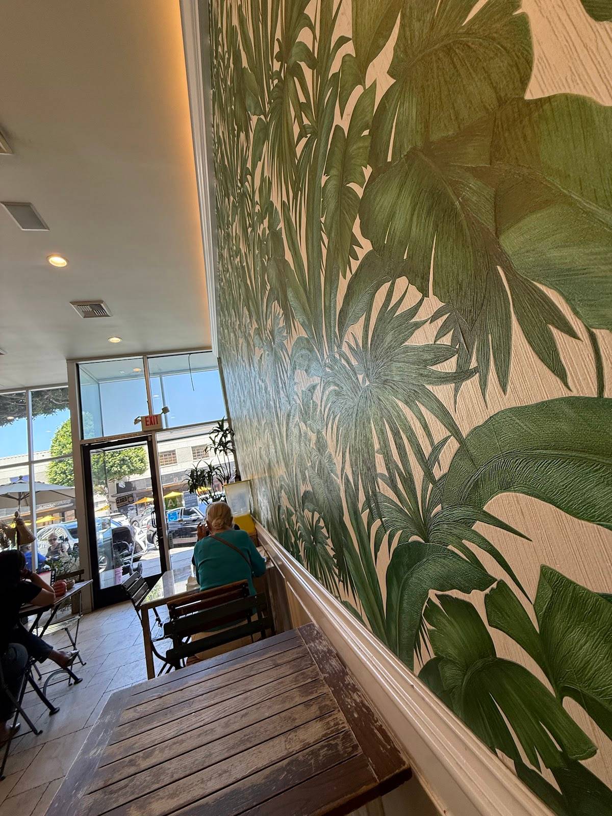 Chaumont Bakery & Café restaurant in Beverly Hills - photo 10