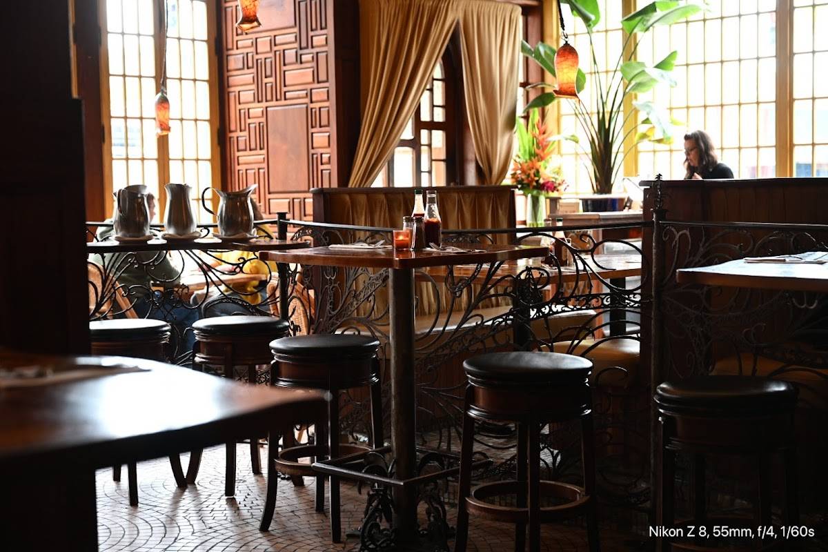 Toulouse Petit Kitchen & Lounge restaurant in Seattle - main photo
