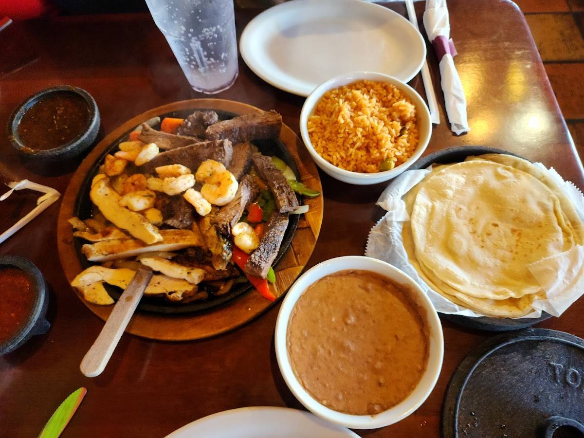 Nicha's Comida Mexicana - Loop 410