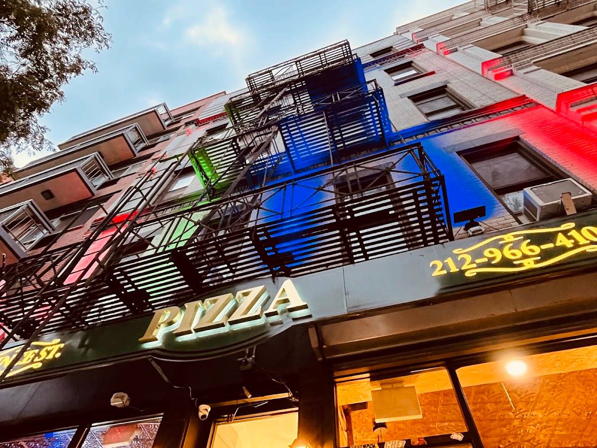 Prince Street Pizza restaurant in New York - photo 8