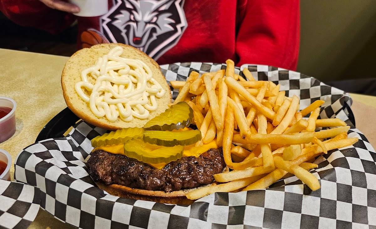 The Grill on San Mateo restaurant in Albuquerque - photo 7