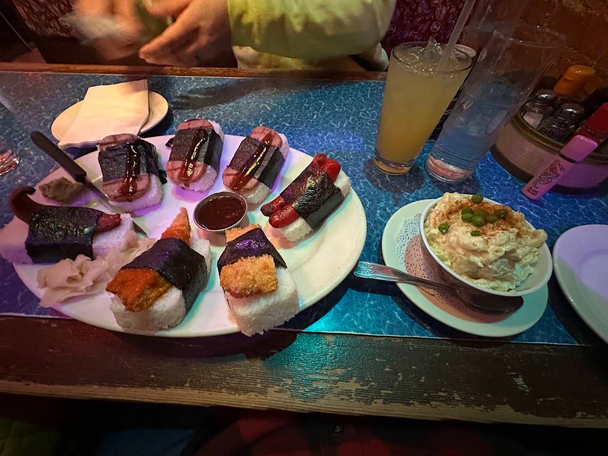 Ohana Belltown restaurant in Seattle - photo 10