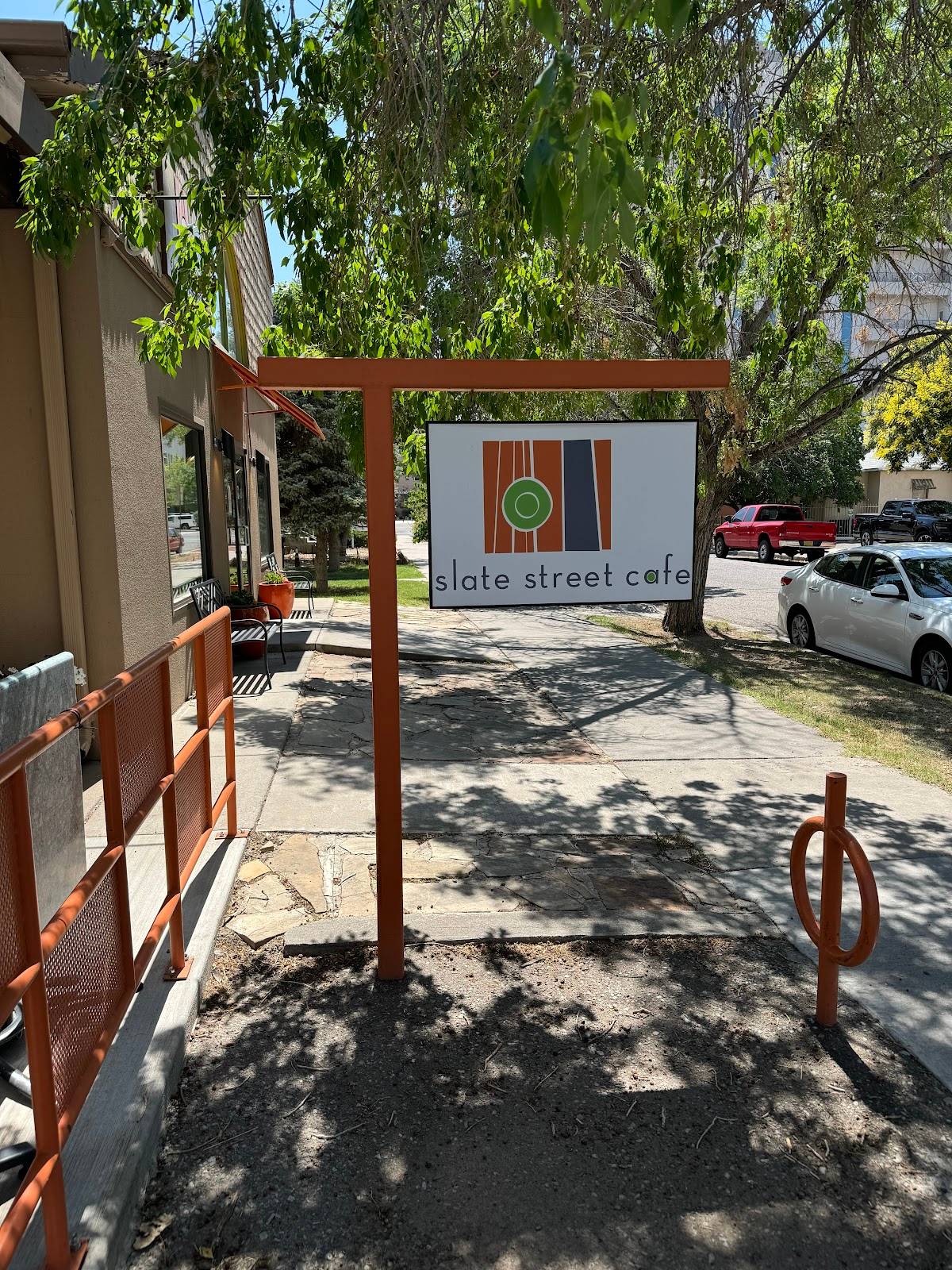 Slate Street Cafe restaurant in Albuquerque - photo 6