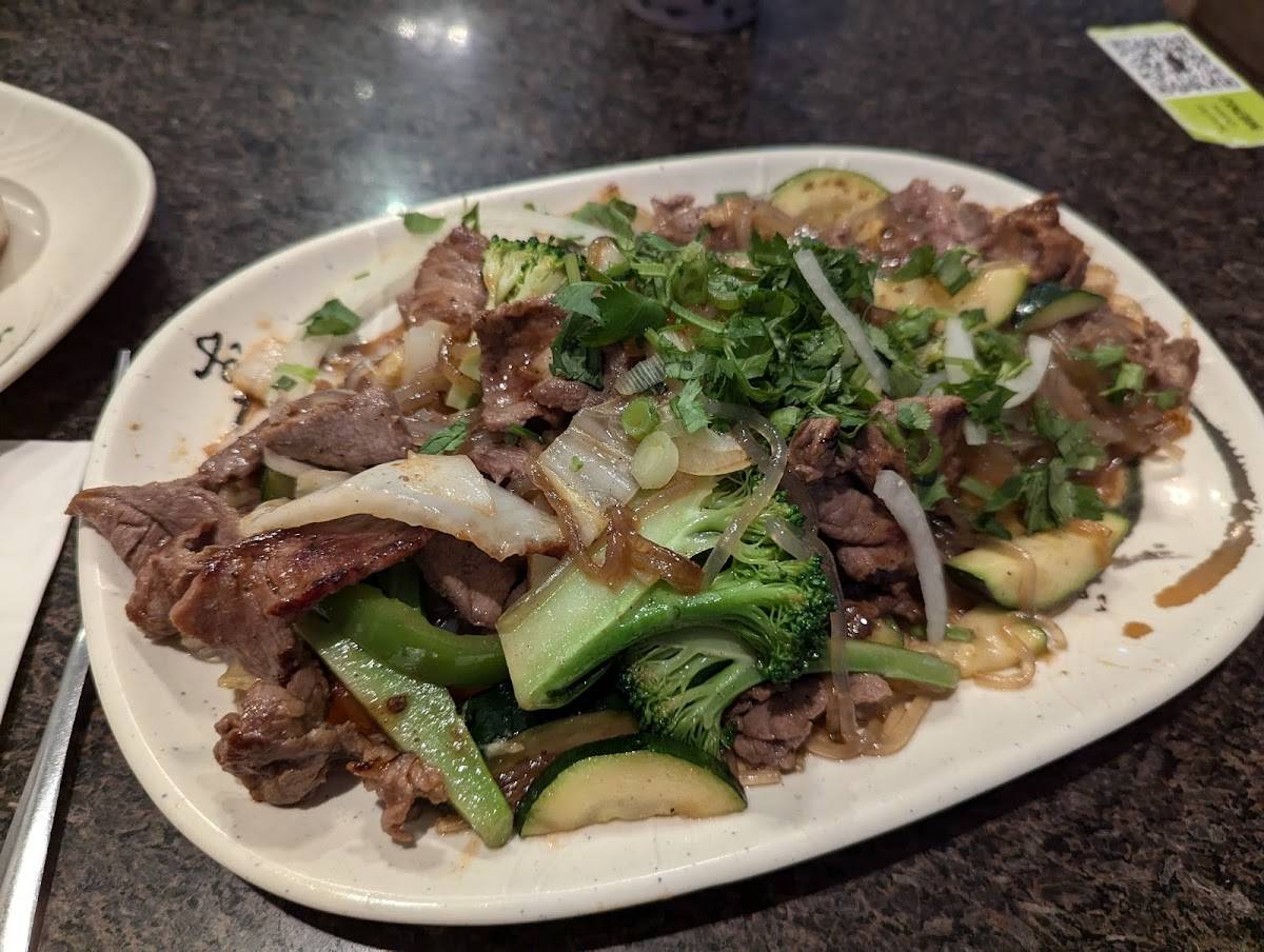 Chopstix Vietnamese Restaurant restaurant in Monterey - photo 9