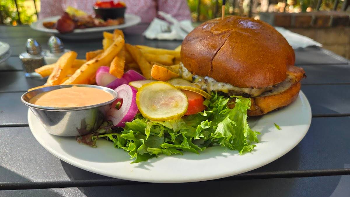Wild Fig Kitchen restaurant in Coarsegold - photo 7
