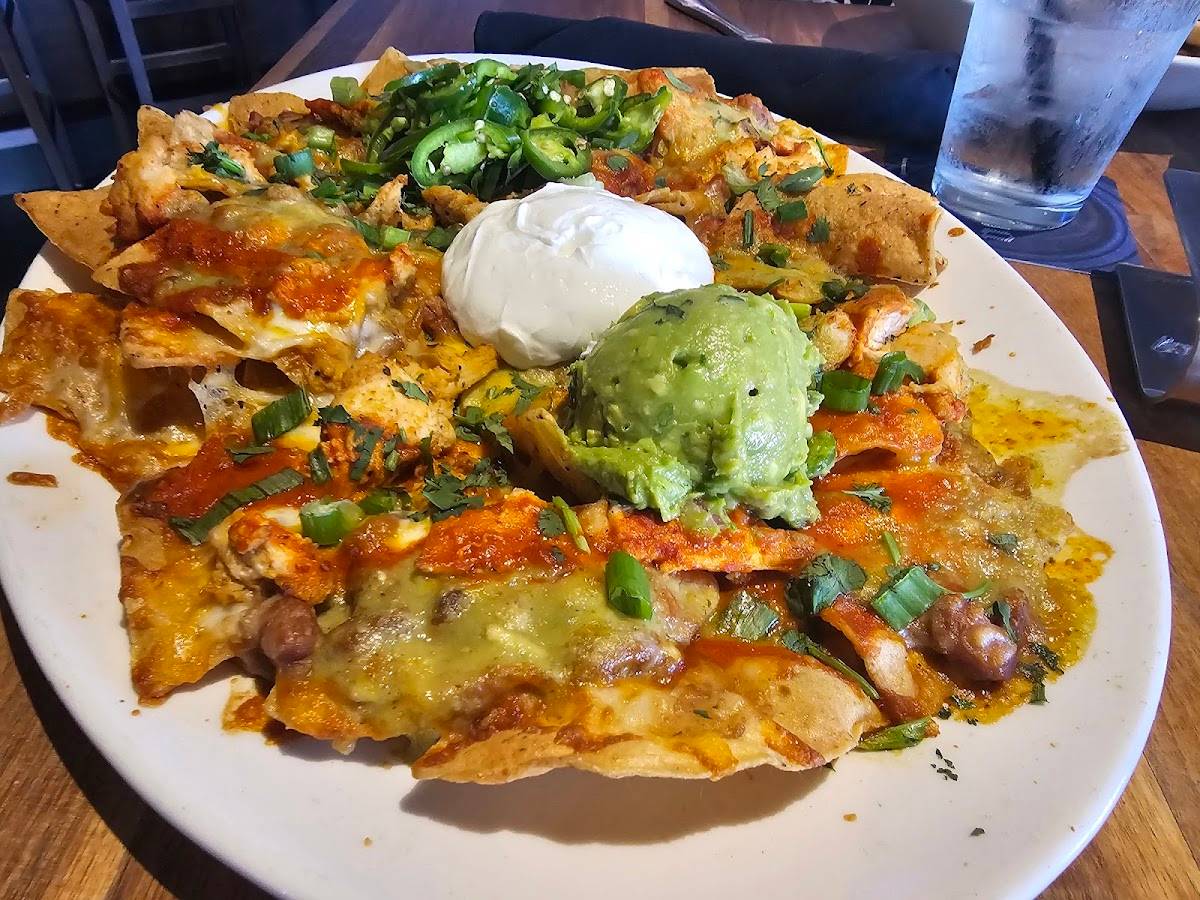 Yard House restaurant in Fresno - photo 6