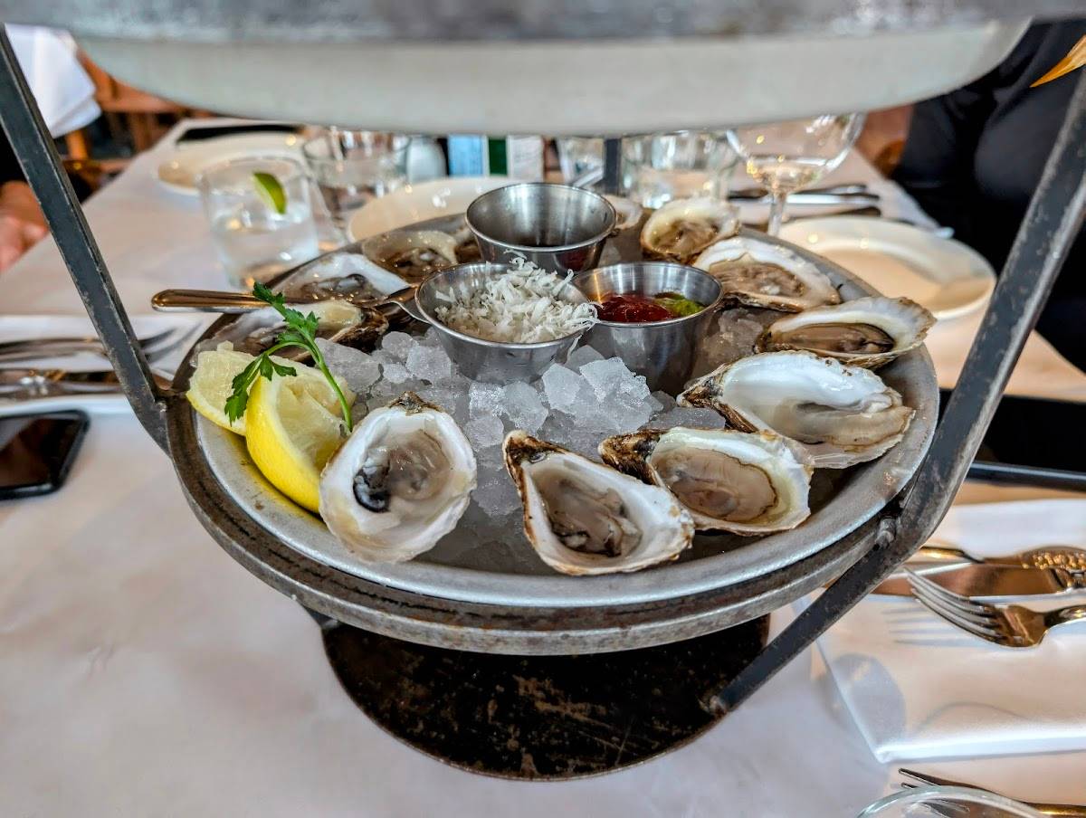 The Sandbar Seafood Restaurant restaurant in Vancouver - photo 7