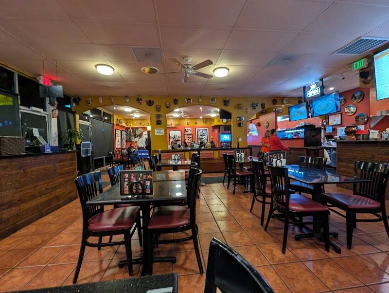 Adelitas Taqueria, Restaurant & Bar restaurant in San Jose - photo 3