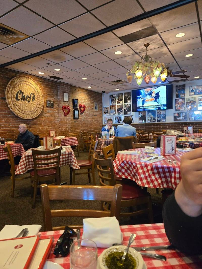 Chef's Restaurant restaurant in Buffalo - photo 5