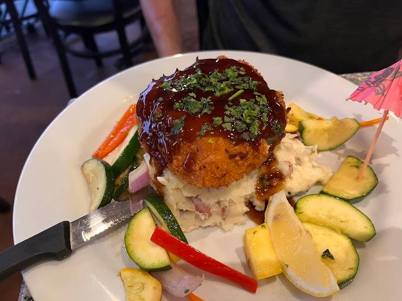 Pineapples Island Fresh Cuisine - Photo 3
