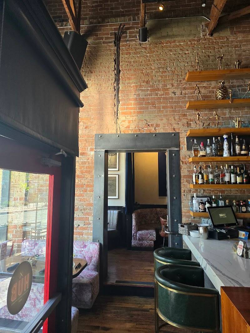 HUB Restaurant & Ice Creamery restaurant in Tucson - photo 5