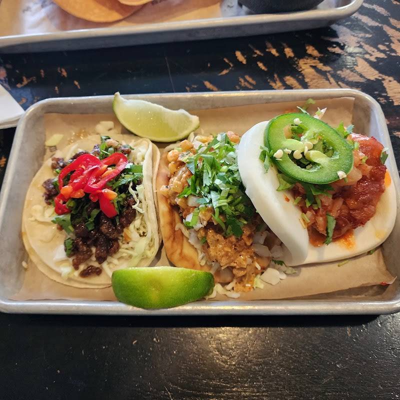 Mas Taco Bar restaurant in Sacramento - photo 3