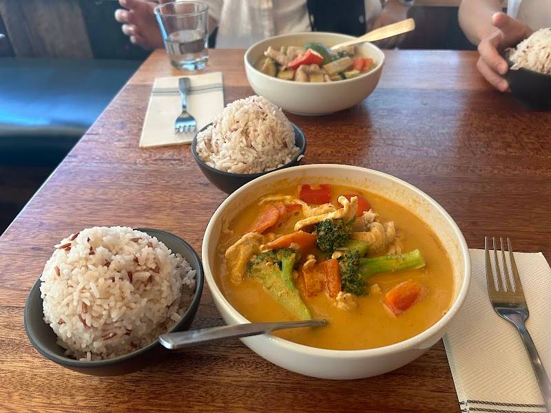 Thai Peacock restaurant in Portland - photo 4