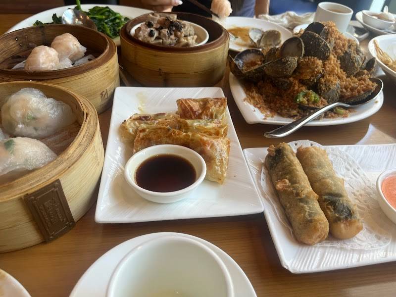 MingHin Cuisine restaurant in Chicago - photo 3