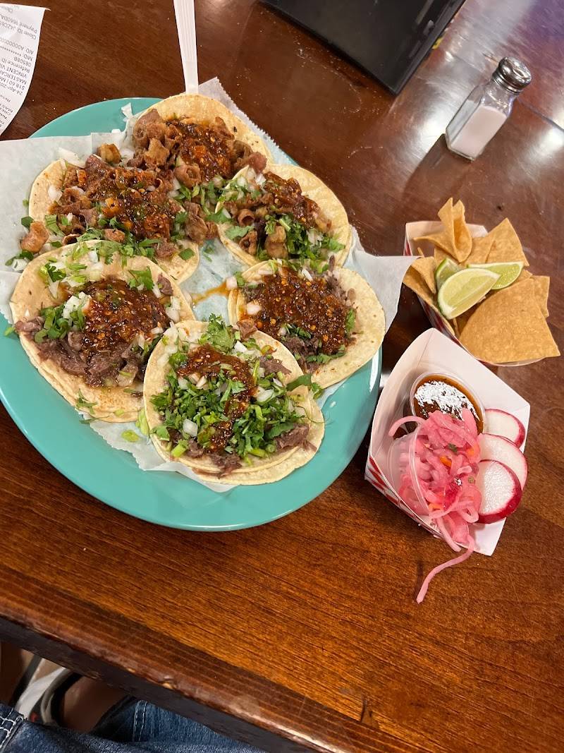 Los Inmortales Taqueria | Cocina Mexican restaurant in Sacramento - photo 3