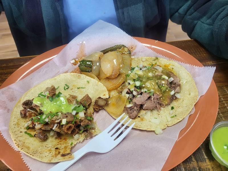 Taqueria La Favorita Florin restaurant in Sacramento - photo 4
