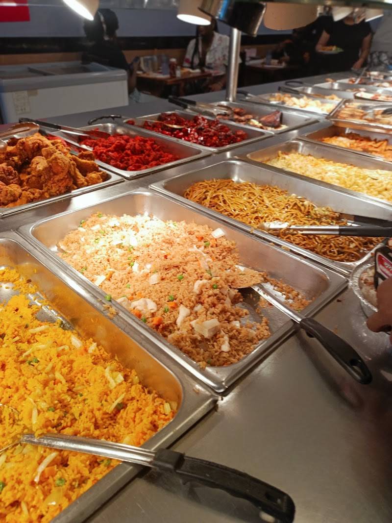 Merryland Buffet - Photo 3