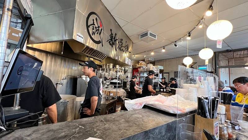 Shin-Sen-Gumi Hakata Ramen - Gardena restaurant in Gardena - photo 4