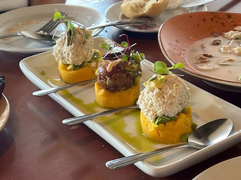 El Rocoto restaurant in Gardena - photo 5
