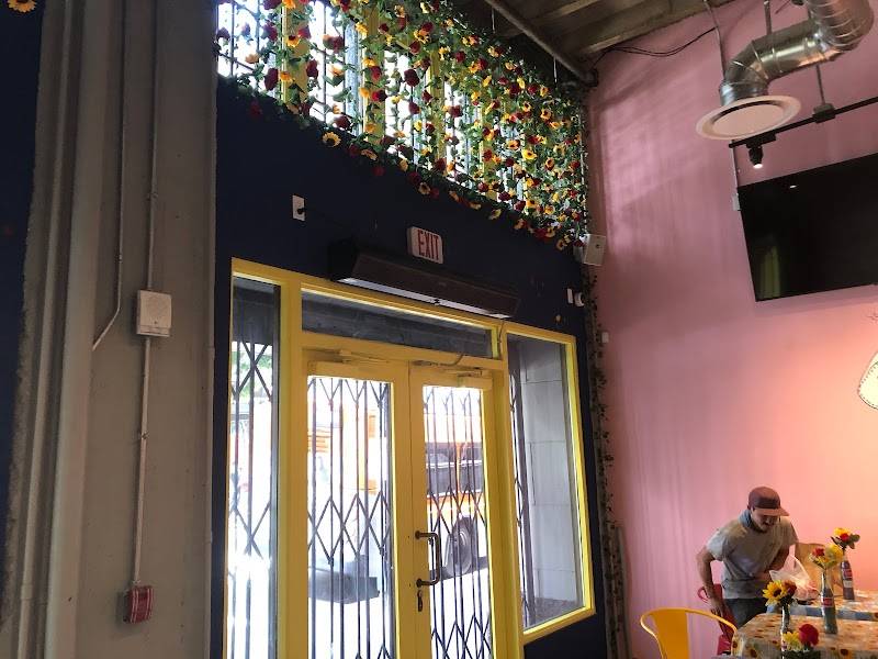 Pinches Tacos restaurant in Los Angeles - main photo