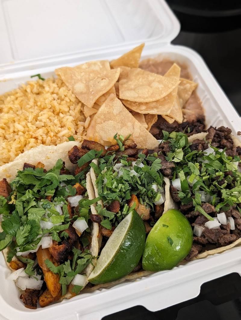 Pinches Tacos restaurant in Los Angeles - photo 3