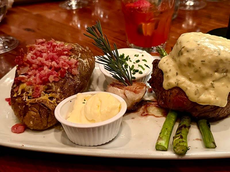 Larsen's Grill restaurant in Simi Valley - photo 2