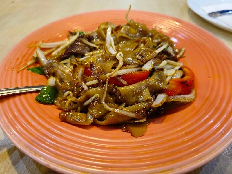 Thai Famous Cuisine restaurant in Garden Grove - photo 3