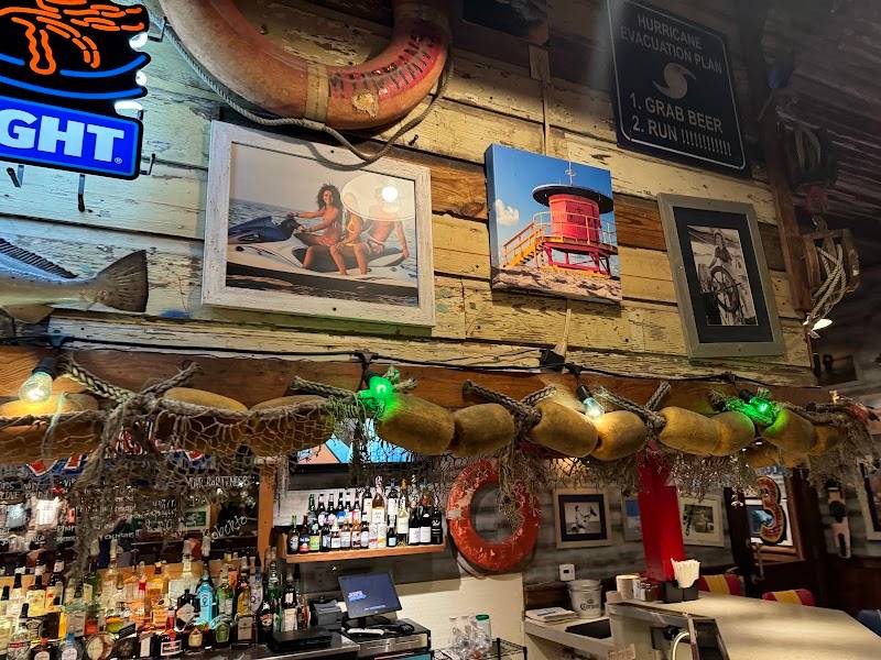 Joe's Crab Shack restaurant in Garden Grove - photo 3