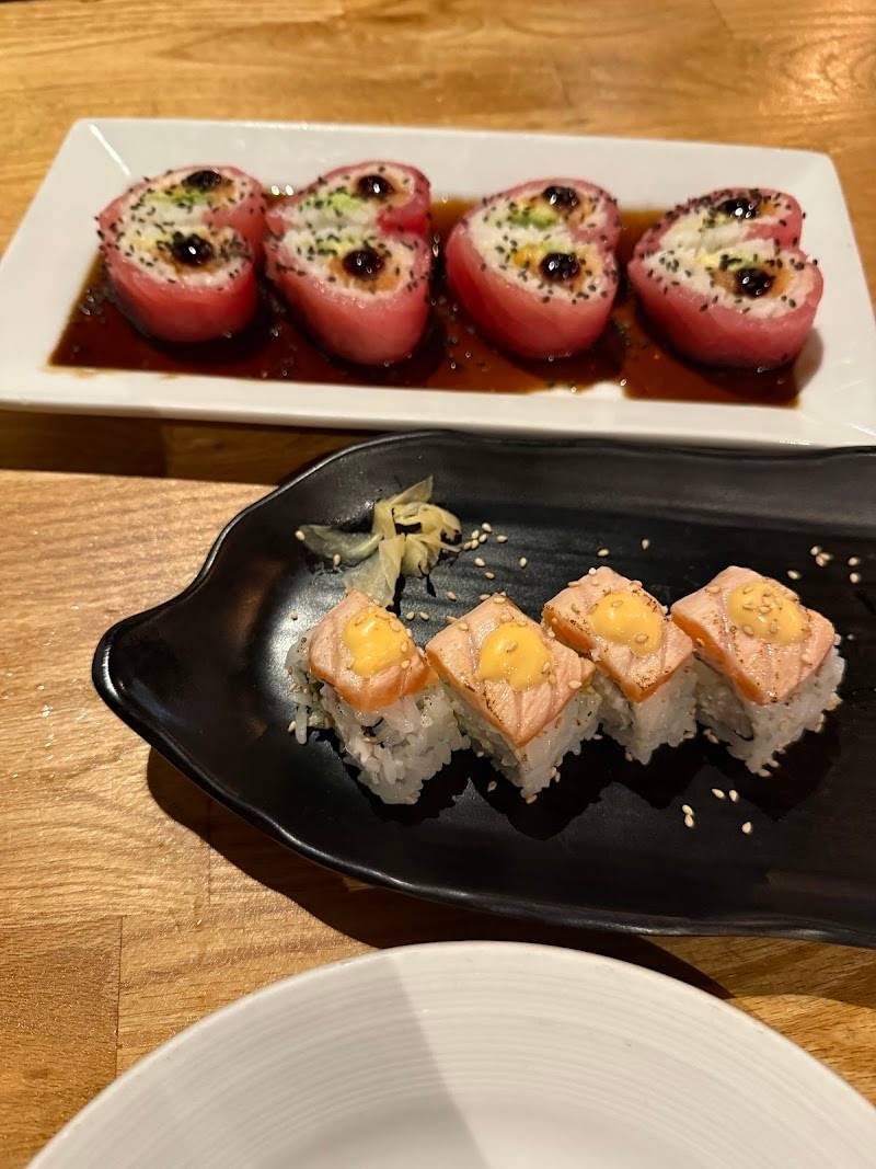 Wokcano restaurant in Los Angeles - photo 2
