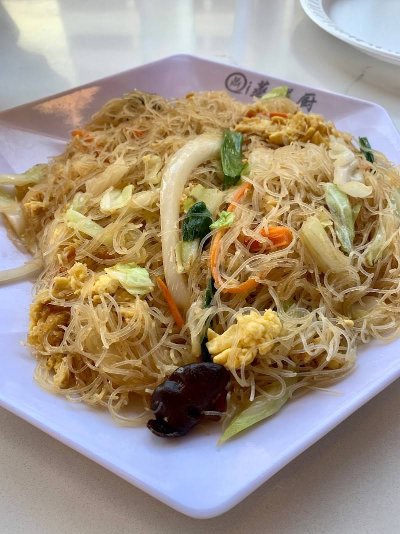 Qi Steam Kitchen restaurant in Los Angeles - photo 3