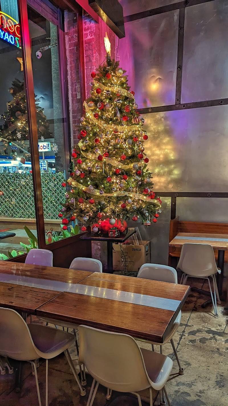 Hoy-Ka Thai Restaurant restaurant in Los Angeles - main photo