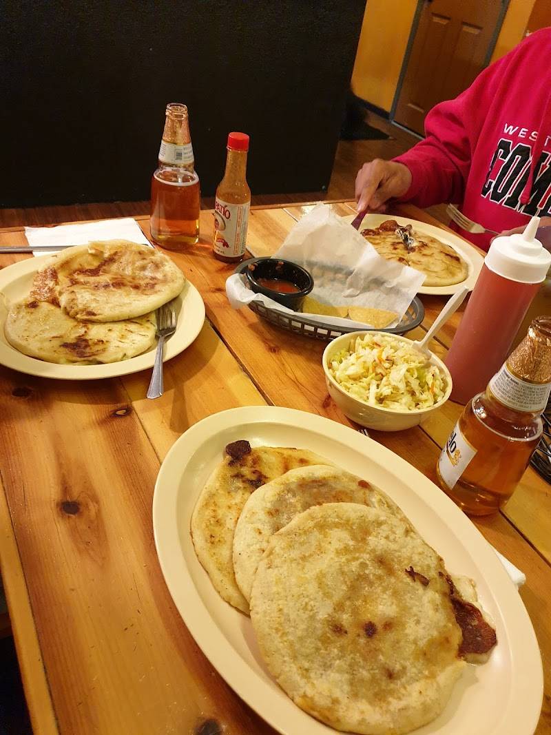 Los Molcajetes restaurant in Los Angeles - photo 4