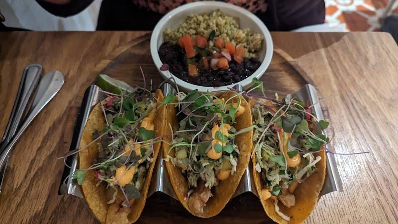 Cafe Gratitude  restaurant in Los Angeles - photo 2