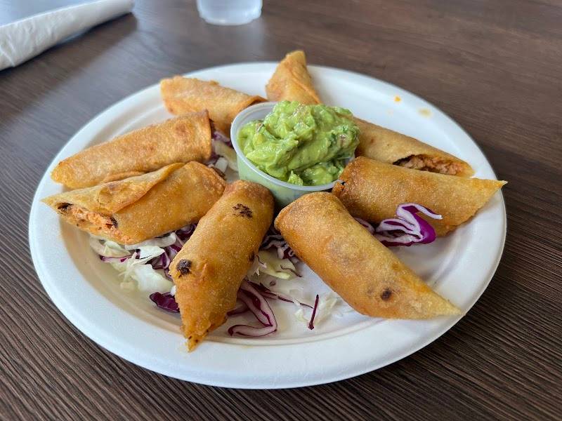 El Cantaro Vegan restaurant in Monterey - photo 2