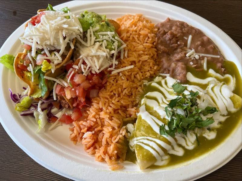 El Cantaro Vegan restaurant in Monterey - photo 3