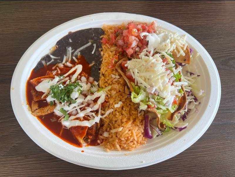 El Cantaro Vegan restaurant in Monterey - photo 4