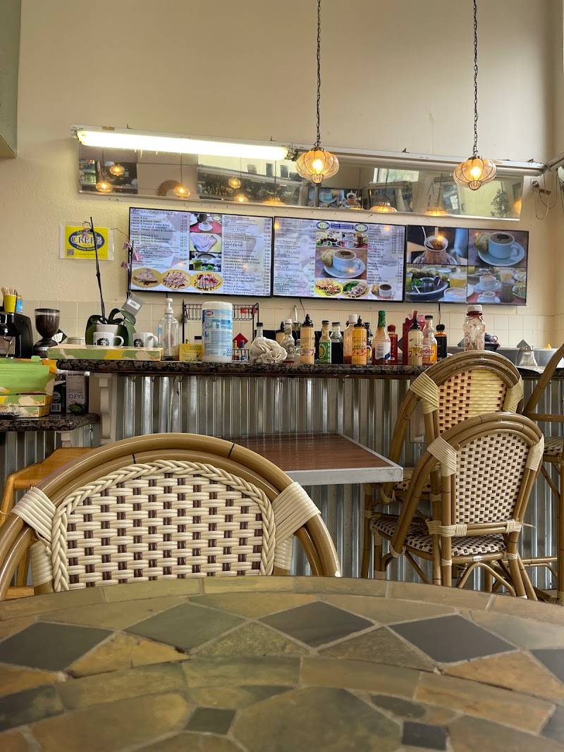 Manasiri’s crepes and sandwiches restaurant in Monterey - photo 5