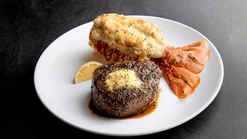 Chart House restaurant in Monterey - photo 3