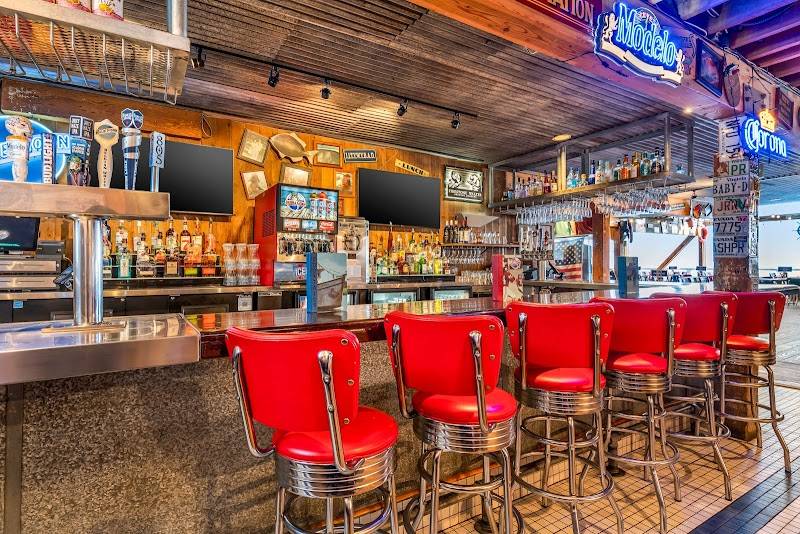 Bubba Gump Shrimp Co restaurant in Monterey - photo 4
