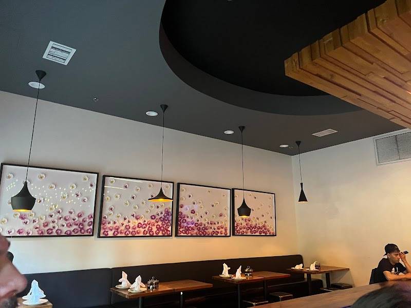 Orchid Thai Restaurant & Bar restaurant in Sacramento - photo 3
