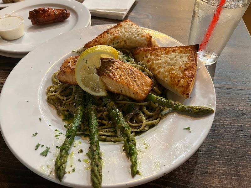 Pete's Restaurant & Brewhouse restaurant in Sacramento - photo 3