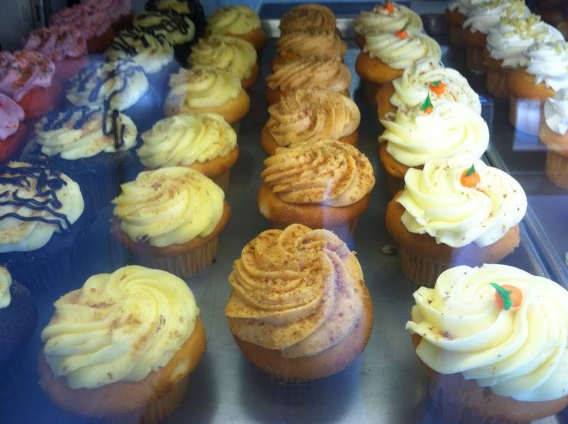 Cupcake Craving restaurant in Sacramento - photo 2