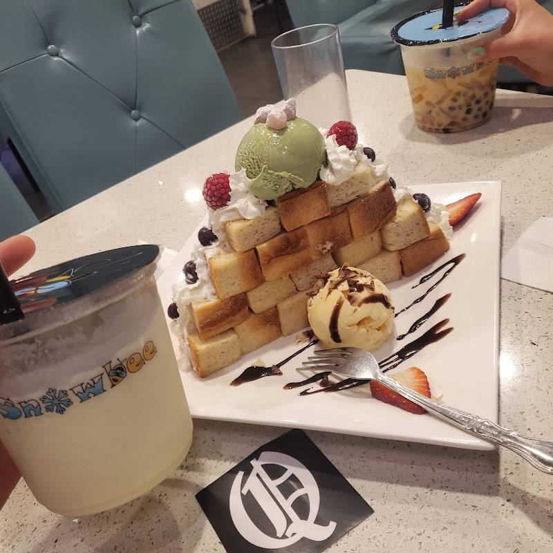 Snowbee Tea Station restaurant in Sacramento - photo 3