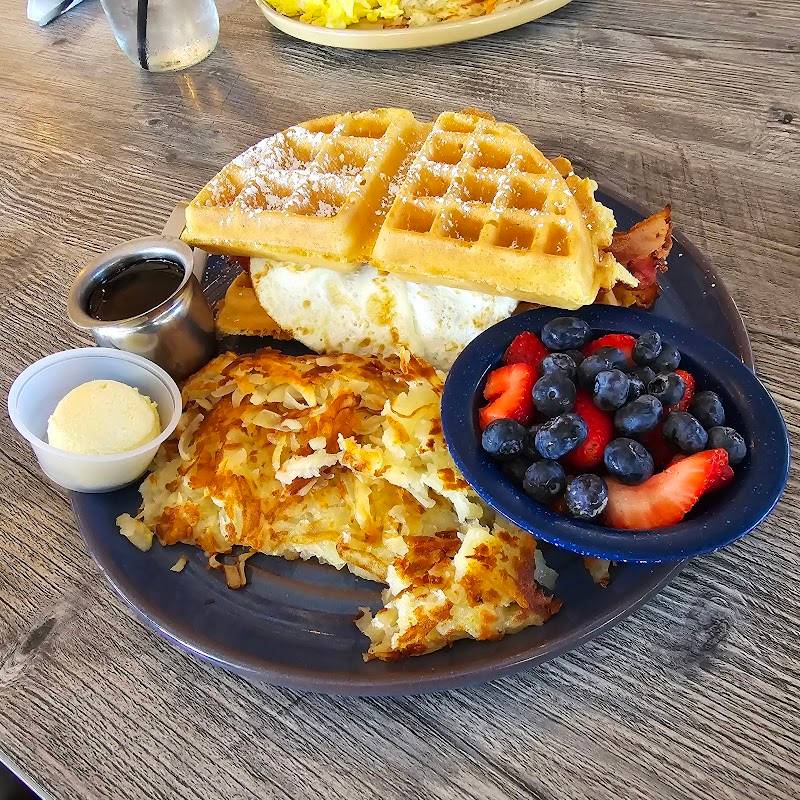 Toast Cafe and Grill restaurant in San Jose - photo 3